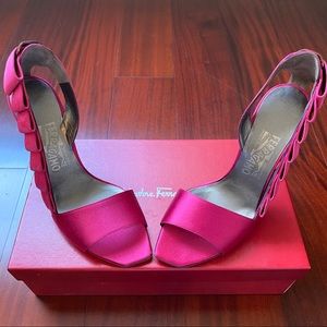 NEW Salvatore Ferragamo Marsha Fuchsia Heels